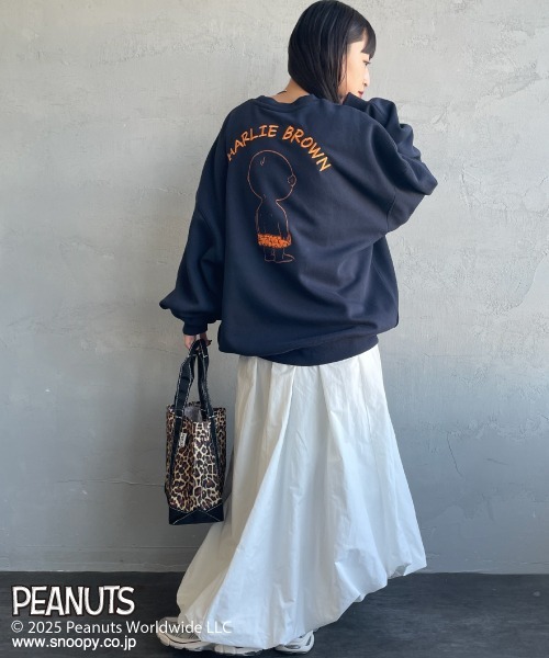PEANUTS（ピーナッツ）の「[PEANUTS×JEANS FACTORY/ピーナッツ×ジーンズ ファクトリー] 別注 刺繍プリントスウェット / チャーリー・ブラウン（スウェット・レディース・ブラック/グレー/ネイビー・S/M/L）」の9枚目の写真