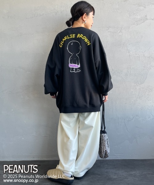PEANUTS（ピーナッツ）の「[PEANUTS×JEANS FACTORY/ピーナッツ×ジーンズ ファクトリー] 別注 刺繍プリントスウェット / チャーリー・ブラウン（スウェット・レディース・ブラック/グレー/ネイビー・S/M/L）」の17枚目の写真