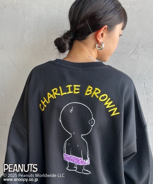 PEANUTS（ピーナッツ）の「[PEANUTS×JEANS FACTORY/ピーナッツ×ジーンズ ファクトリー] 別注 刺繍プリントスウェット / チャーリー・ブラウン（スウェット・レディース・ブラック/グレー/ネイビー・S/M/L）」の19枚目の写真