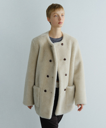 EN OR（エンオール）の「CLASSIC BUTTON DETAIL FUR JACKET - IVORY（ムートンコート）」