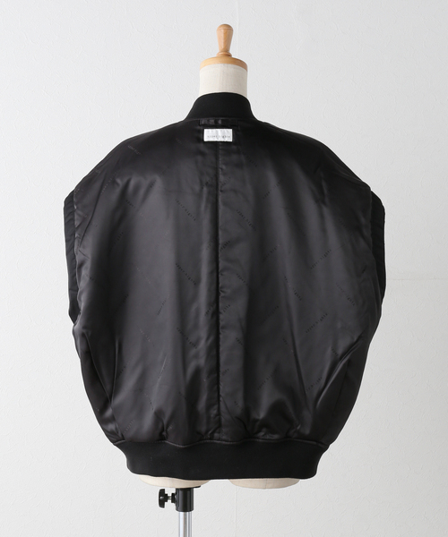 Spick & Span（スピックアンドスパン）の「《WEB限定》upper hights/アッパーハイツ THE U-2 VEST（その他アウター・レディース・ライトグレー/ホワイト系その他/ブラック/カーキ・1）」の13枚目の写真