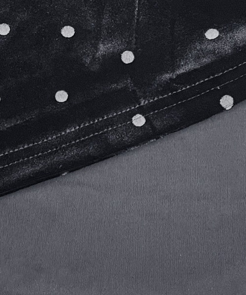 DAY CLOSET（デイ クローゼット）の「【ロング丈/ゴム入り】艶やかな光沢で大人の華やぎ魅せ。Aライン ベロア スカート レディース（スカート・レディース・ブラック/ドット・L/M）」の10枚目の写真