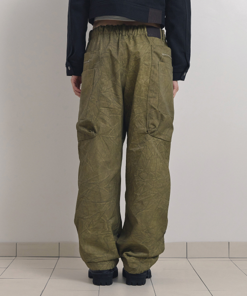 SOEOTI(ソーティ)の「Snap Multi Cargo Pants (khaki)(スウェットパンツ・レディース・その他・FREE)」の3枚目の写真