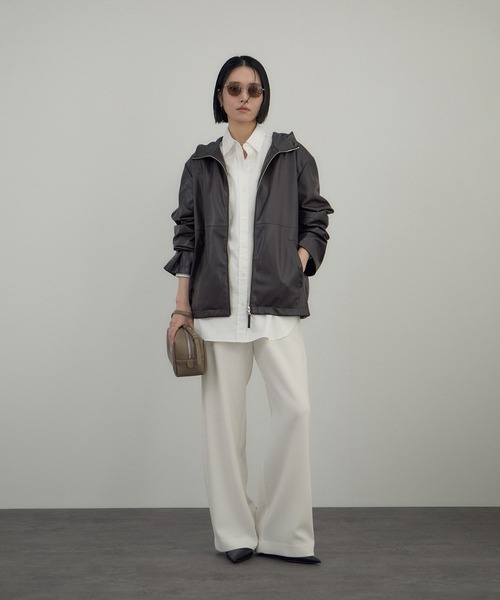 SALON adam et rope'(サロン アダム エ ロペ)の「トリアセリラクシーパンツ / セットアップ対応(その他パンツ・レディース・オフホワイト/ブラック・M/S)」の20枚目の写真