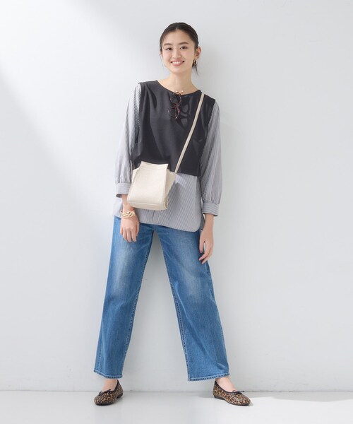 INDIVI（インディヴィ）の「【合皮】スタッズ風メタルポシェットバッグ（ショルダーバッグ・レディース・サックスブルー/ナチュラル/ブラック・00）」の15枚目の写真