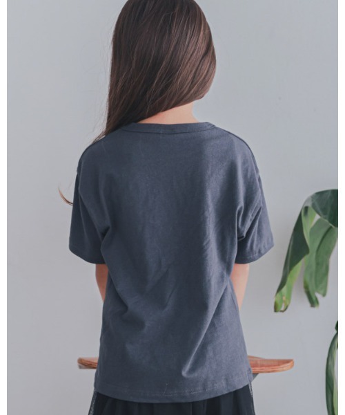 ZERO standerd(ゼロスタンダード)の「zero standard/ゼロスタンダード MAEIE’STシャツ(Tシャツ/カットソー・キッズ・アイボリー/チャコールグレー/ネイビー・160cm/150cm/140cm/130cm/120cm/110cm/100cm)」の9枚目の写真