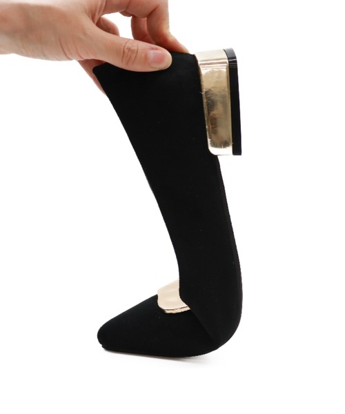 VIVIAN(ヴィヴィアン)の「ポインテッドトゥゴールドモチーフパンプス(パンプス・レディース・イエロー系その他3/ベージュ系その他3/ブラック系その他3/ホワイト系その他5・S/M/L/LL)」の17枚目の写真