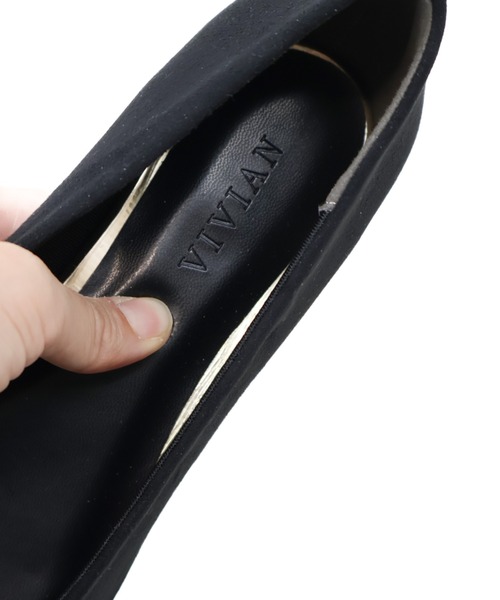 VIVIAN(ヴィヴィアン)の「ポインテッドトゥゴールドモチーフパンプス(パンプス・レディース・イエロー系その他3/ベージュ系その他3/ブラック系その他3/ホワイト系その他5・S/M/L/LL)」の14枚目の写真