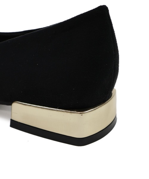 VIVIAN(ヴィヴィアン)の「ポインテッドトゥゴールドモチーフパンプス(パンプス・レディース・イエロー系その他3/ベージュ系その他3/ブラック系その他3/ホワイト系その他5・S/M/L/LL)」の13枚目の写真