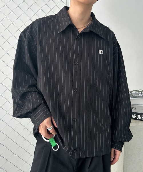 UNDERSTATEMENTs（アンダーステイトメント）の「【ユニセックス】春新作/ショート丈ワンポイント刺繍シャツ（シャツ/ブラウス・メンズ・ネイビー/ブラック系その他2/ブルー/ブラック系その他/ホワイト系その他/ホワイト/ブルー系その他・MEDIUM/LARGE）」の21枚目の写真