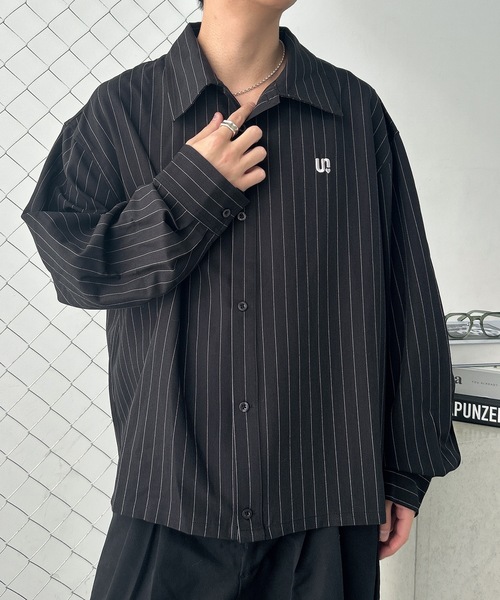 UNDERSTATEMENTs（アンダーステイトメント）の「【ユニセックス】春新作/ショート丈ワンポイント刺繍シャツ（シャツ/ブラウス・メンズ・ネイビー/ブラック系その他2/ブルー/ブラック系その他/ホワイト系その他/ホワイト/ブルー系その他・MEDIUM/LARGE）」の22枚目の写真