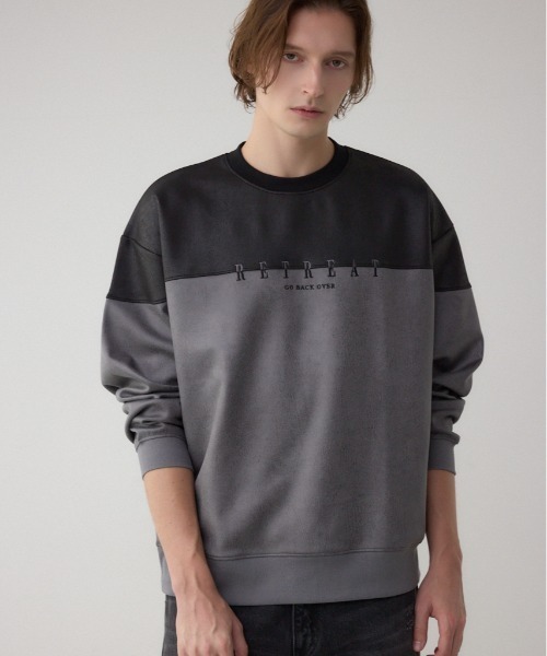 AZUL by moussy（アズールバイマウジー）の「フェイクスエード切り替えトップス（スウェット・メンズ・ブラウン系その他/ブルー系その他3/グレー系その他・MEDIUM/LARGE/SMALL）」の2枚目の写真