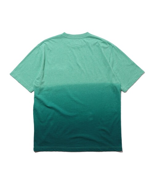 BEAMS PLUS(ビームスプラス)の「Pocket Tee Gradation Dye(Tシャツ/カットソー・メンズ・サックスブルー/シルバー/グリーン・MEDIUM/X-LARGE/LARGE/SMALL/XX-LARGE)」の22枚目の写真