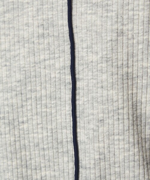 green label relaxing(グリーンレーベルリラクシング)の「【WEB限定】<at ease>シアーテレコ ロングスリーブ カットソー(Tシャツ/カットソー・レディース・ダークブラウン/ブラック/ホワイト/ライトグレー・FREE)」の6枚目の写真