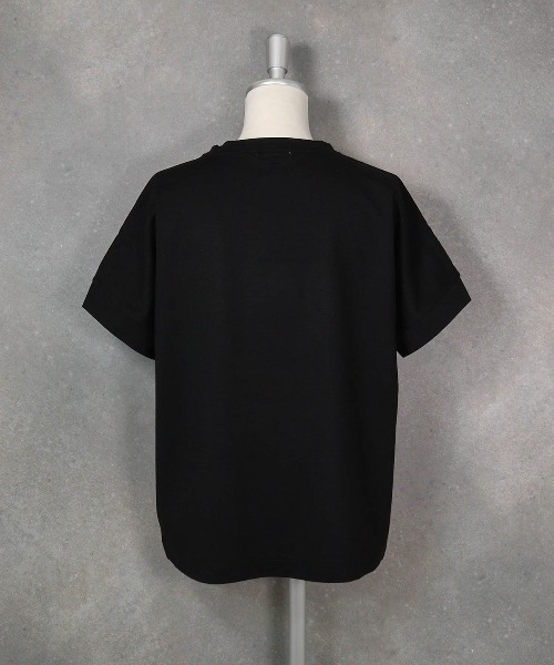 STUDIO PICONE(スタジオピッコーネ)の「箔プリント冷感プルオーバー(Tシャツ/カットソー・レディース・ブラック/ホワイト/ピンク/ブラウン・LL/L/M)」の6枚目の写真
