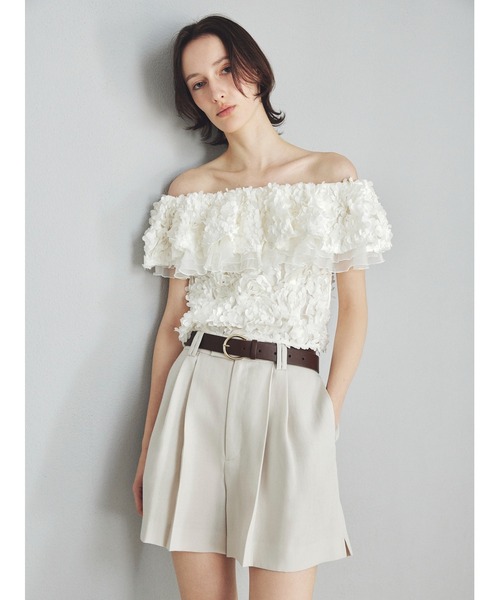 FRAY I.D（フレイアイディー）の「３Dフラワーカットチュールオフショルブラウス（シャツ/ブラウス・レディース・ブラック/ホワイト・F）」の2枚目の写真