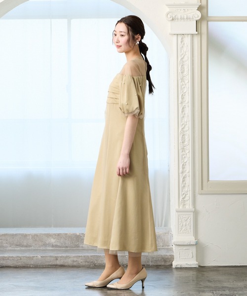 AIMER(エメ)の「チュール×ヴィンテージサテンパールパフスリーブパーティードレス 結婚式 お呼ばれ ドレス 20代 30代(ドレス・レディース・ブラック/カーキ/ブルーグレー/イエロー・MEDIUM)」の19枚目の写真