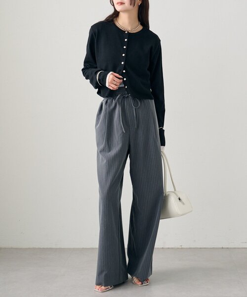 mystic（ミスティック）の「【ワンポイントチャーム付き】デイリーショートカーディガン（カーディガン/ボレロ・レディース・グレー/レッド/ピンク/グリーン/アイボリー/ブラック・FREE）」の15枚目の写真