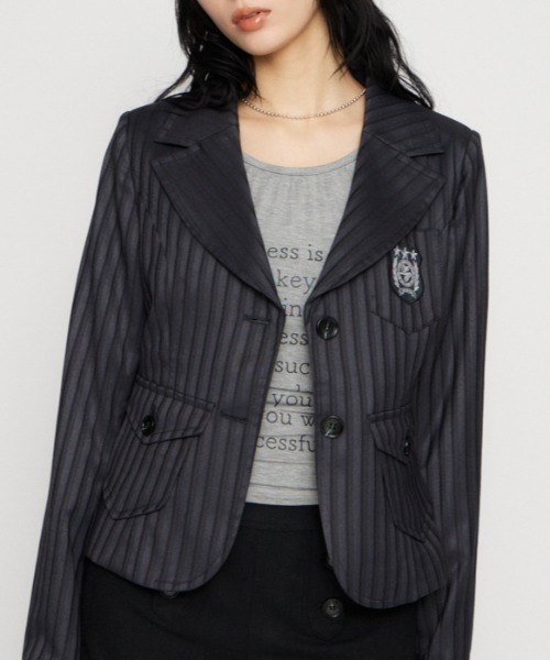 LAGUA GEM（ラグアジェム）の「WAPPEN COMPACT ジャケット（テーラードジャケット・レディース・グレー/ネイビー・FREE）」の2枚目の写真