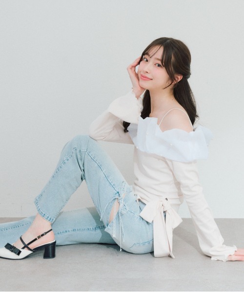 OLIVE des OLIVE(オリーブデオリーブ)の「【インフルエンサー企画】yui ちゅるふわリボンオフショルトップス(Tシャツ/カットソー・レディース・グレー/ピンク/アイボリー・FREE)」の5枚目の写真