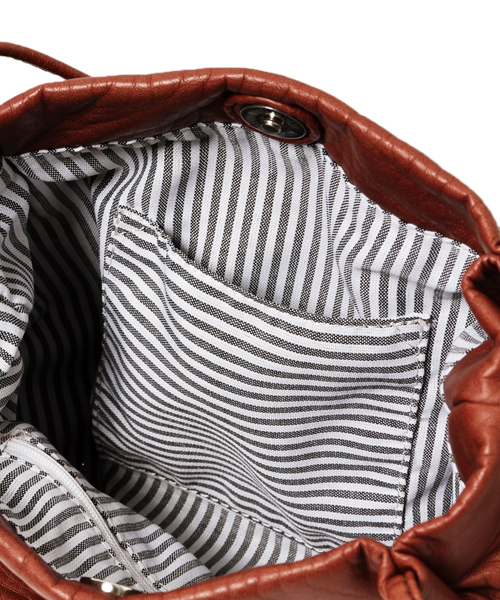 AMERICAN RAG CIE（アメリカンラグシー）の「AMERICAN RAG CIEタッセル付ショルダーバッグ【WEB限定】/202-LAS-40504720-08 Π（ショルダーバッグ・レディース・ホワイト/ブラウン/ネイビー・ONE SIZE）」の12枚目の写真