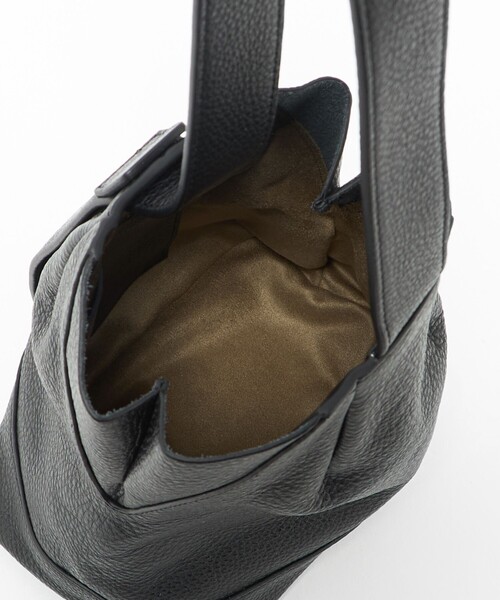 POLPETTA（ポルペッタ）の「＜POLPETTA＞TULIPANO-P/バケットバッグ（ショルダーバッグ・メンズ・ブラック・FREE）」の7枚目の写真