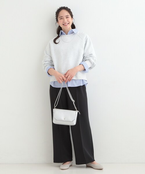 SHOO・LA・RUE（シューラルー）の「MIX調 シンプルラグランスウェット（スウェット・レディース・ライトグレー/オレンジ系/ブルー/チャコールグレー・03/02/01/04）」の7枚目の写真