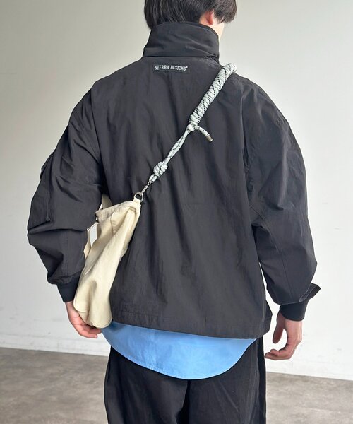 SIERRA DESIGNS（シェラデザイン）の「別注スタンドブルゾン（ブルゾン・メンズ・オレンジ/ネイビー/ブラック/グレイッシュベージュ・LARGE/MEDIUM）」の5枚目の写真