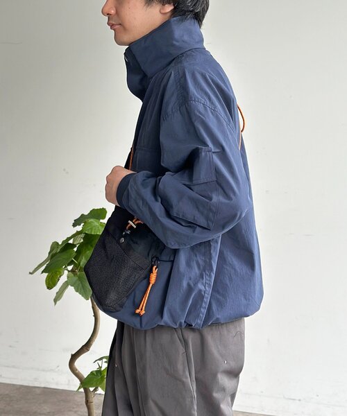 SIERRA DESIGNS（シェラデザイン）の「別注スタンドブルゾン（ブルゾン・メンズ・オレンジ/ネイビー/ブラック/グレイッシュベージュ・LARGE/MEDIUM）」の18枚目の写真