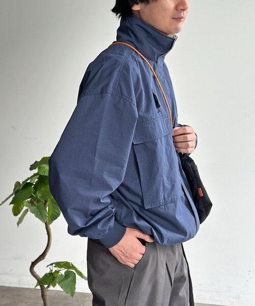 SIERRA DESIGNS（シェラデザイン）の「別注スタンドブルゾン（ブルゾン・メンズ・オレンジ/ネイビー/ブラック/グレイッシュベージュ・LARGE/MEDIUM）」の20枚目の写真