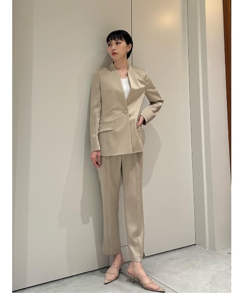 ESTNATION(エストネーション)の「ESTNATION THE FIRST / マットサテンシングルジャケット(テーラードジャケット・レディース・ライトベージュ/ネイビー・38/36)」の13枚目の写真