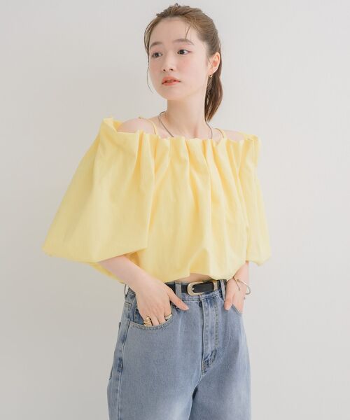 RETRO GIRL(レトロガール)の「【WEB限定カラー追加】バルーンオフショルBL(シャツ/ブラウス・レディース・ブラック/ブルー/ナチュラル/イエロー・FREE)」の8枚目の写真