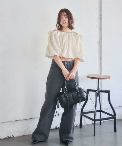 RETRO GIRL（レトロガール）の「【WEB限定カラー追加】バルーンオフショルBL（シャツ/ブラウス・レディース・ブラック/ブルー/ナチュラル/イエロー・FREE）」の16枚目の写真