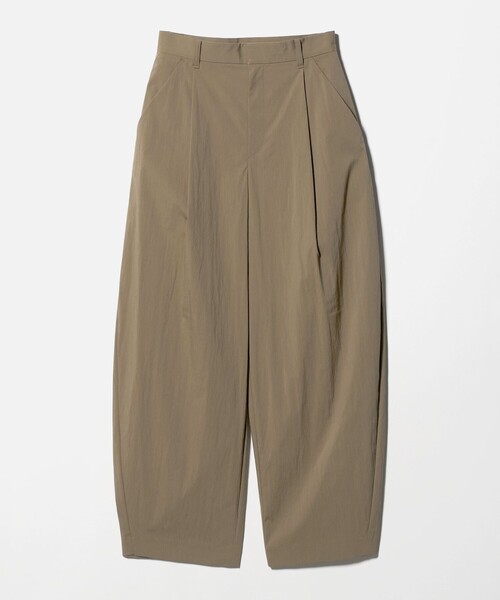 BEAUTY&YOUTH UNITED ARROWS(ビューティーアンドユースユナイテッドアローズ)の「タックカーブパンツ ウォッシャブル 接触冷感(その他パンツ・レディース・オフホワイト/ブラック/ライム・S/XS/M)」の8枚目の写真