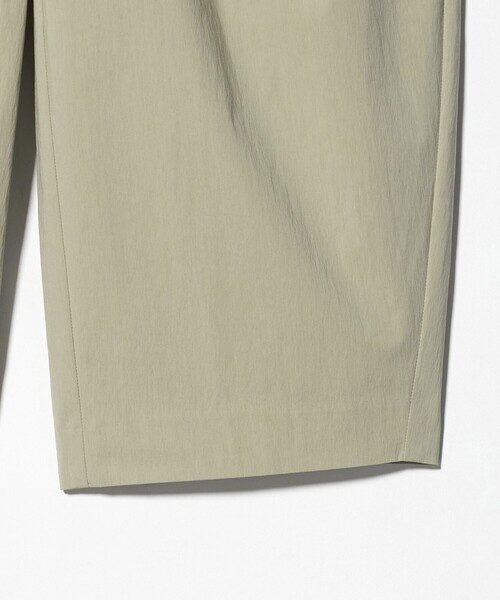 BEAUTY&YOUTH UNITED ARROWS（ビューティーアンドユースユナイテッドアローズ）の「タックカーブパンツ ウォッシャブル 接触冷感（その他パンツ・レディース・オフホワイト/ブラック/ライム・S/XS/M）」の10枚目の写真