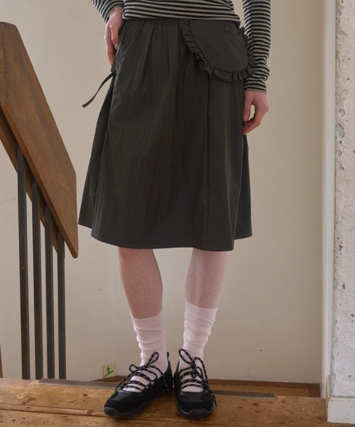 ウエストポーチ付スカート/Skirt with waist pouch（スカート