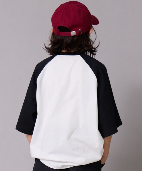 PAIRMANON STREET(ペアマノンストリート)の「【綿100%】配色ラグラン ワンポイント刺繍 半袖 Tシャツ【PAIRMANON STREET】(Tシャツ/カットソー・キッズ・ホワイト/ベージュ/ブラック/グレー/ブルー・140/130/150/110/160/120/90/100)」の7枚目の写真