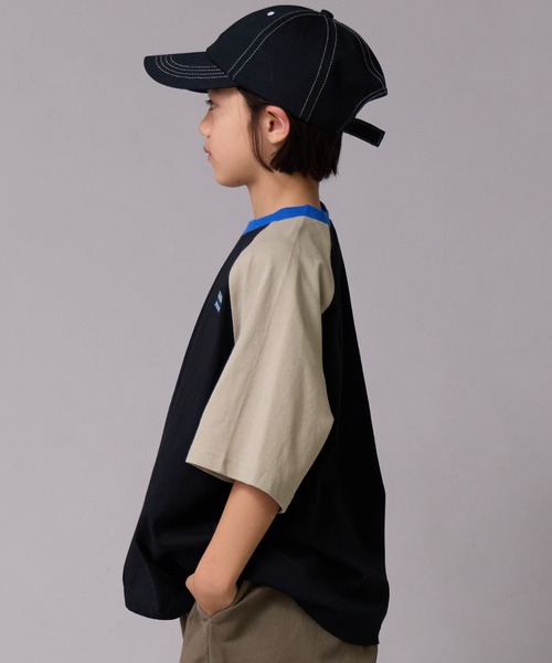 PAIRMANON STREET(ペアマノンストリート)の「【綿100%】配色ラグラン ワンポイント刺繍 半袖 Tシャツ【PAIRMANON STREET】(Tシャツ/カットソー・キッズ・ホワイト/ベージュ/ブラック/グレー/ブルー・140/130/150/110/160/120/90/100)」の9枚目の写真