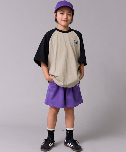 PAIRMANON STREET(ペアマノンストリート)の「【綿100%】配色ラグラン ワンポイント刺繍 半袖 Tシャツ【PAIRMANON STREET】(Tシャツ/カットソー・キッズ・ホワイト/ベージュ/ブラック/グレー/ブルー・140/130/150/110/160/120/90/100)」の17枚目の写真