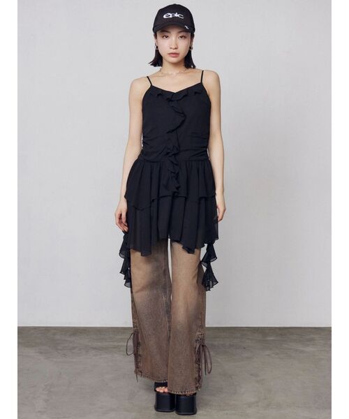 EMODA(エモダ)の「ヘムレースアップルーズデニム(デニムパンツ・レディース・ライトブルー/ブラウン/インディゴブルー・MEDIUM/SMALL)」の9枚目の写真