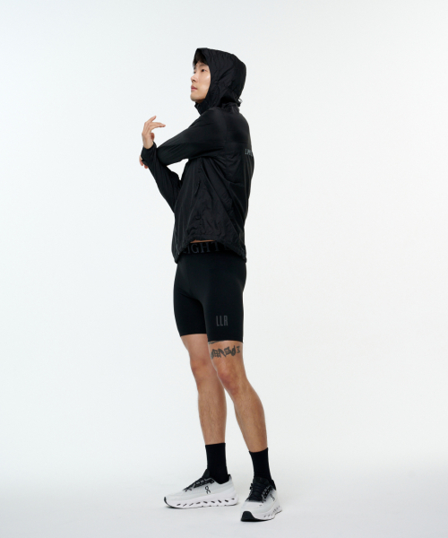 LIMELIGHT APPAREL(ライムライトアパレル)の「LLRロゴコンプレッションショーツ メンズ (ブラック/グレー)(その他パンツ・メンズ・その他・LARGE/MEDIUM/X-LARGE/XX-LARGE)」の1枚目の写真
