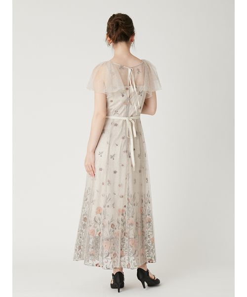 FRAY I.D（フレイアイディー）の「フラワーエンブロイダリーチュールレイヤードドレス（ドレス・レディース・グレイッシュベージュ/ブラック・0/1）」の13枚目の写真