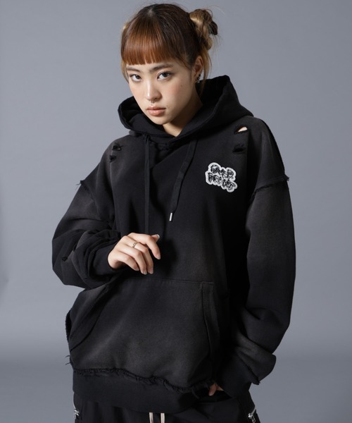 over print(オーバープリント)の「overprint/オーバープリント/PATCH Hoodie(パーカー・レディース・ブラック/ピンク・M/L/S)」の2枚目の写真
