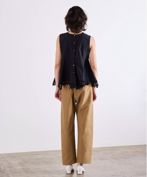 Marilyn Moon（マリリンムーン）の「2way handkerchief hem blouse（シャツ/ブラウス・レディース・ブラック/ホワイト・FREE）」の17枚目の写真