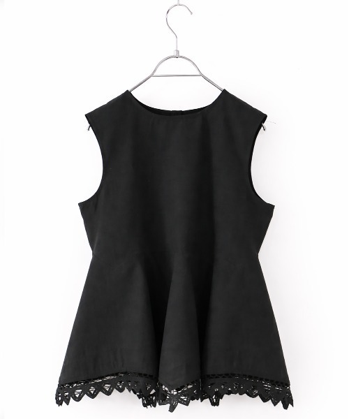 Marilyn Moon（マリリンムーン）の「2way handkerchief hem blouse（シャツ/ブラウス・レディース・ブラック/ホワイト・FREE）」の3枚目の写真