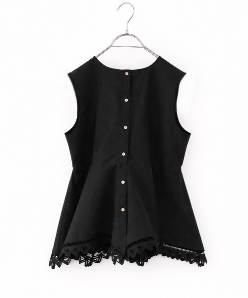 Marilyn Moon（マリリンムーン）の「2way handkerchief hem blouse（シャツ/ブラウス・レディース・ブラック/ホワイト・FREE）」の5枚目の写真