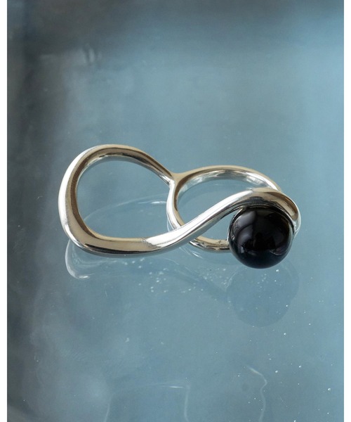 anuke(アンヌーク)の「Ball Double Ring(リング・レディース・シルバー/ゴールド・FREE)」の5枚目の写真