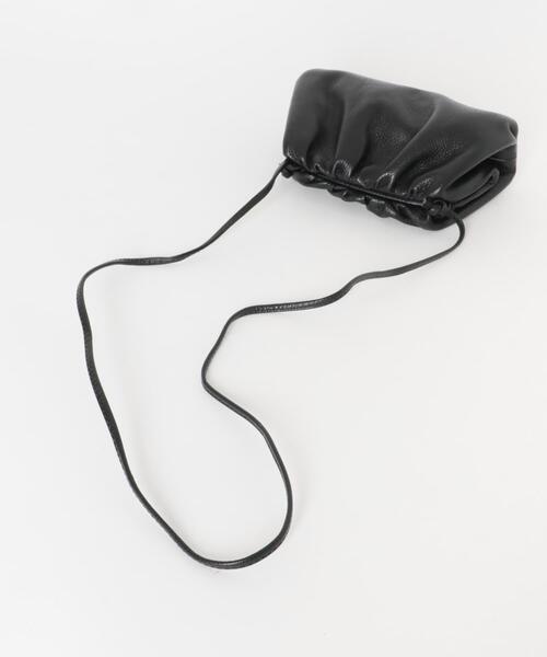 URBAN RESEARCH（アーバンリサーチ）の「レザーショルダーバッグ（ショルダーバッグ・レディース・シルバー/ブラウン/ブラック・-）」の16枚目の写真