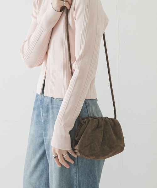 URBAN RESEARCH（アーバンリサーチ）の「レザーショルダーバッグ（ショルダーバッグ・レディース・シルバー/ブラウン/ブラック・-）」の2枚目の写真