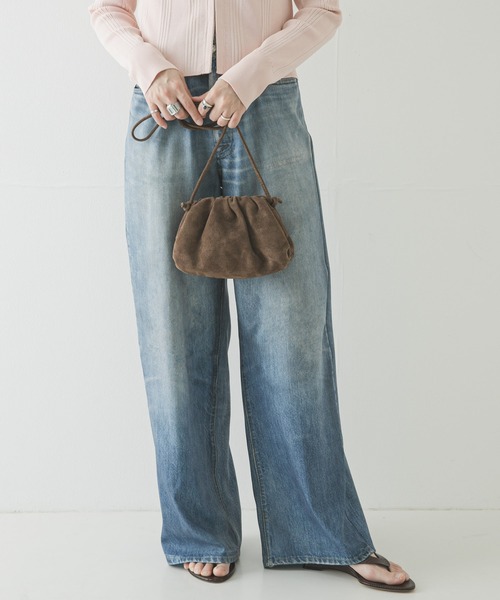 URBAN RESEARCH（アーバンリサーチ）の「レザーショルダーバッグ（ショルダーバッグ・レディース・シルバー/ブラウン/ブラック・-）」の9枚目の写真